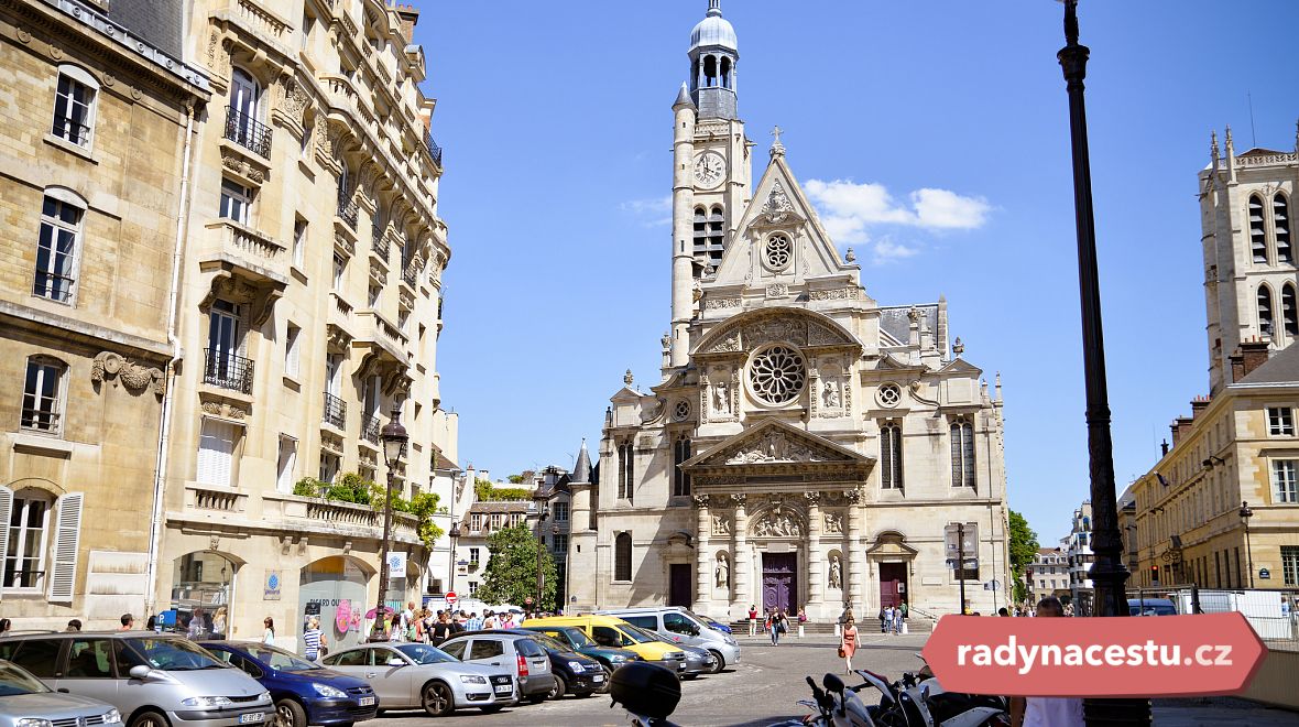 Kostely, katedrály a chrámy v Paříži rozhodně navštivte