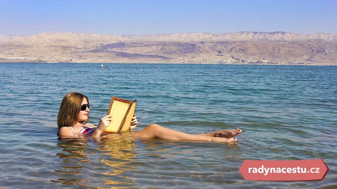 Víme, jak si užít koupání v Mrtvém moři a poradíme jak na to