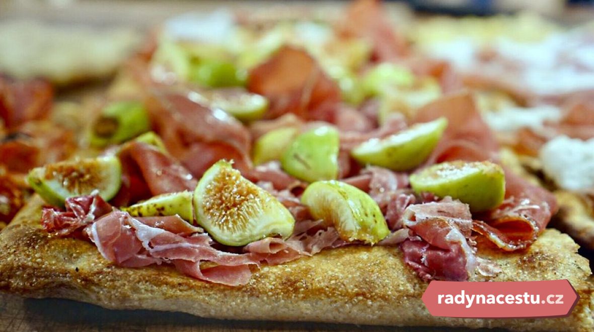 V září stojí na vrcholu římských delikates úžasně chutná pizza s fíky