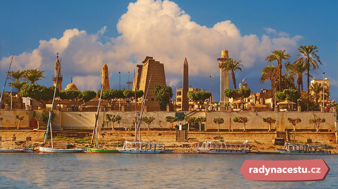 Luxor je zlatou vlajkovou lodí celého Egypta.