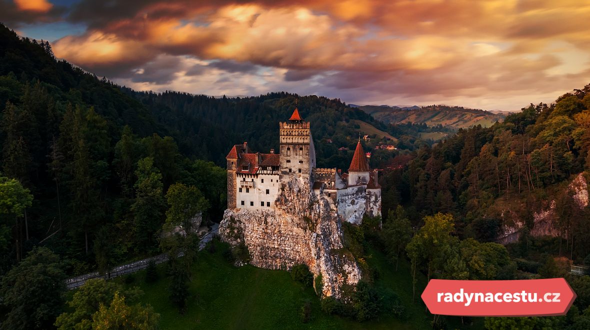 Vydejte se na prohlídku slavného hradu Bran