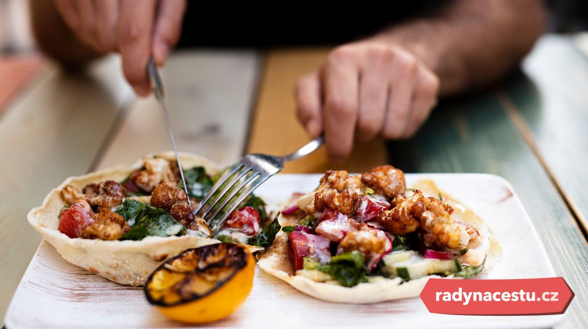 Kuchyně na Mauriciu a Réunionu je mixem chutí, ve které nechybí špetka Indie, Francie ani Mexika