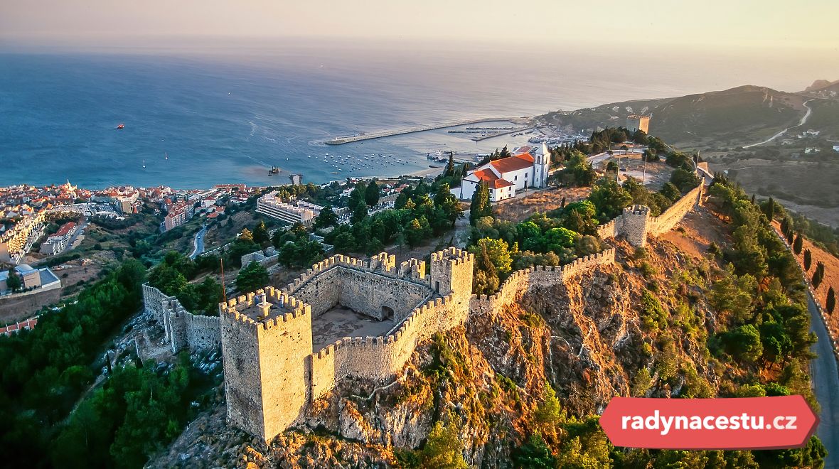 Hrad střeží město