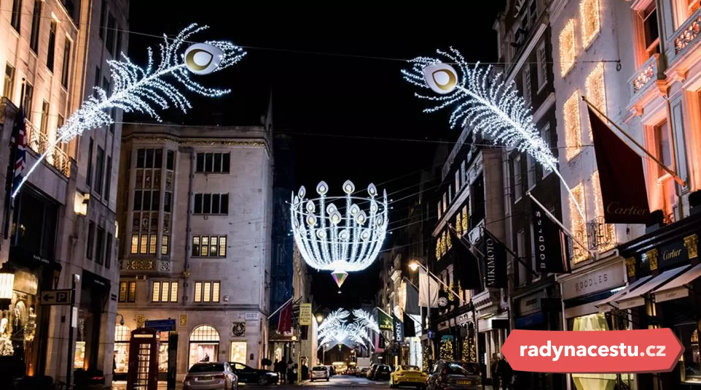 Vánoční výzdoba na Bond Street