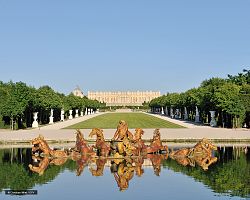 Pohled na Versailles a zahrady
