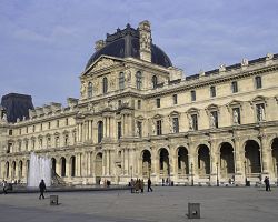 Muzeum Louvre v Paříži