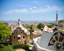 Výhled na Barcelonu z Gaudího parku