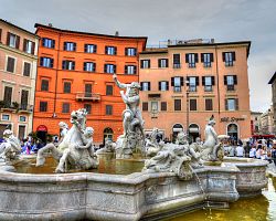 Slavné náměstí Piazza Navona