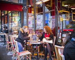 Užíváme si atmosféru pařížských kaváren