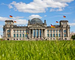 Berlínský Bundestag je vládní budovou 