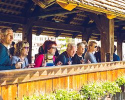 Naší cestovatelé s průvodkyní Katkou obdivují krásy Luzernu
