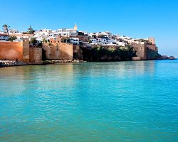 Stará medina v Rabatu se rozprostírá nad oceánem