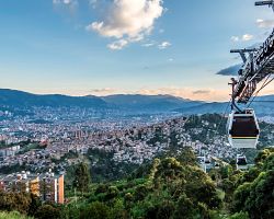 Pohled město Medellín z lanovky