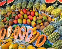 Nejen tropické ovoce nabízí největší španělská tržnice Mercado Central
