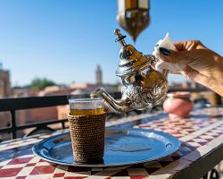 Nevynechejte tradiční marocký mátový čaj