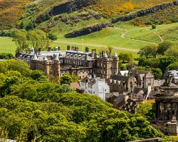 Holyrood Palace – oficiální britské královské sídlo ve Skotsku