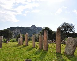 Archeologicky velmi významné menhiry ve Filitose
