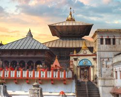 Chrám Pashupatinath, posvátné místo hinduistů