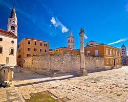 Historické skvosty v uličkách Zadaru…