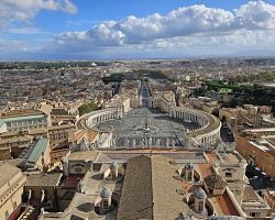 Náměstí sv. Petra ze střechy baziliky