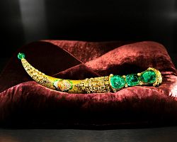 Zlatá dýka – jeden z unikátů sbírky cenností v paláci Topkapi