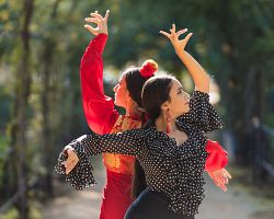 Dvojice tanečnic působivého flamenca