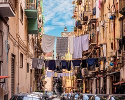 Jedinečná atmosféra neapolských uliček