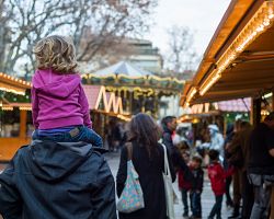Adventní trhy v Paříži… Jedinečný zážitek!