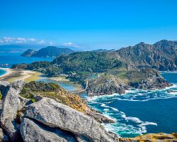 Souostroví Islas Cíes s nedotčenou přírodou. Vydejte se na ostrovy bohů…