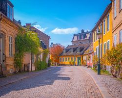 Jedna z nejkrásnějších uliček s historickými domy ve švédském Lundu