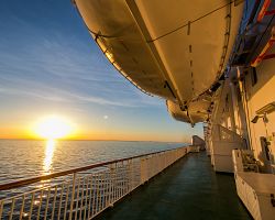 Fantastická plavba trajektem přes Baltské moře z Tallinu do Stockholmu