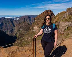 Výhled z Pico Areeiro na centrální masiv