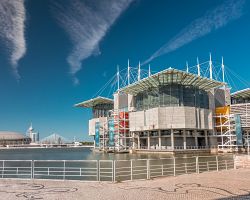 Oceanárium v portugalském ​​Lisabonu s více než 8 000 mořskými živočichy