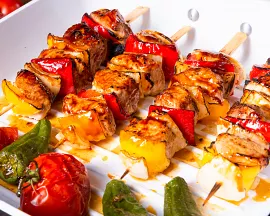 Maďarský kebab – grilovaný šašlik se zeleninou