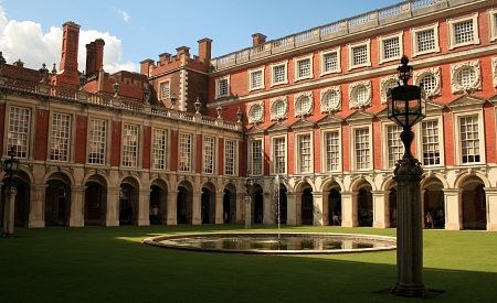Tudorovské sídlo Hampton Court