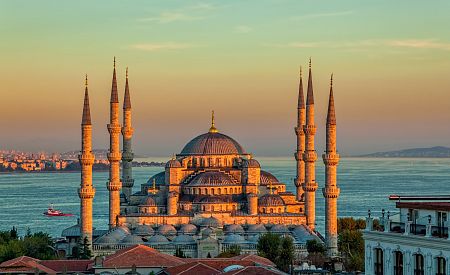 Okouzlující Modrá mešita v Istanbulu