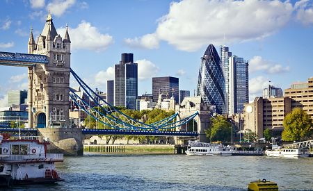Pohled na řeku Temži v Londýně