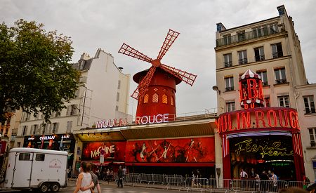 Nejslavnější kabaret na světě Moulin Rouge