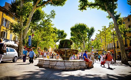 Poklidné městečko Aix-en-Provence