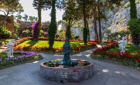Kouzelné Augustovy zahrady na Capri