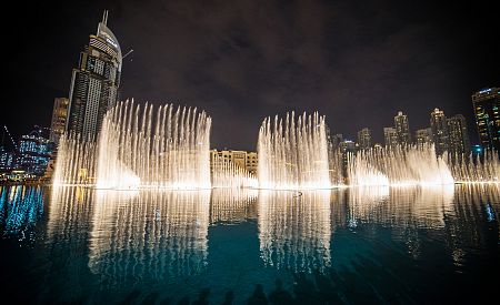 Světelná show Dubajské fontány