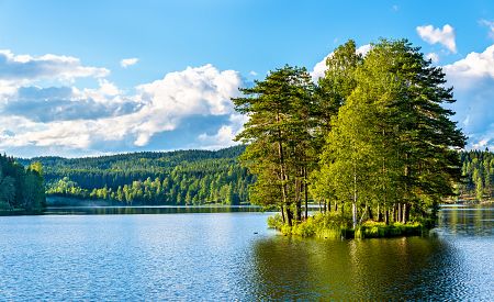 Krásné jezero Sognsvann