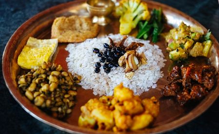 Tradiční nepálské jídlo
