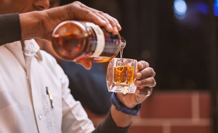 Nezapomeňte ochutnat typickou skotskou whiskey