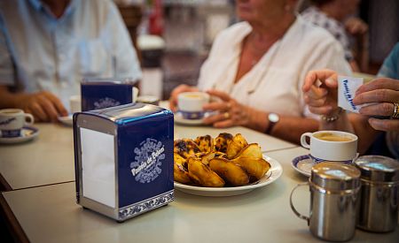 Pudinkové koláče Pastéis de Belém jsou místní specialitou