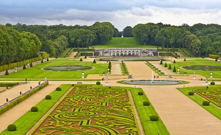 Okouzlující zahrady zámku Vaux-le_Vicomte