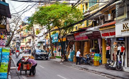 Každodenní ruch v hanojských ulicích