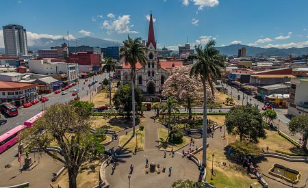 Hlavní náměstí metropole San José z ptačí perspektivy