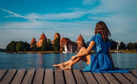 Užijte si výhled na vodní hrad Trakai…