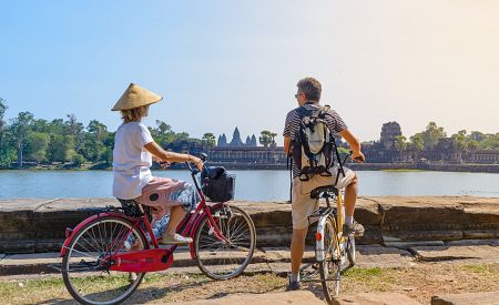 Prohlídka zajímavostí města Battambang na kole… Co říkáte?